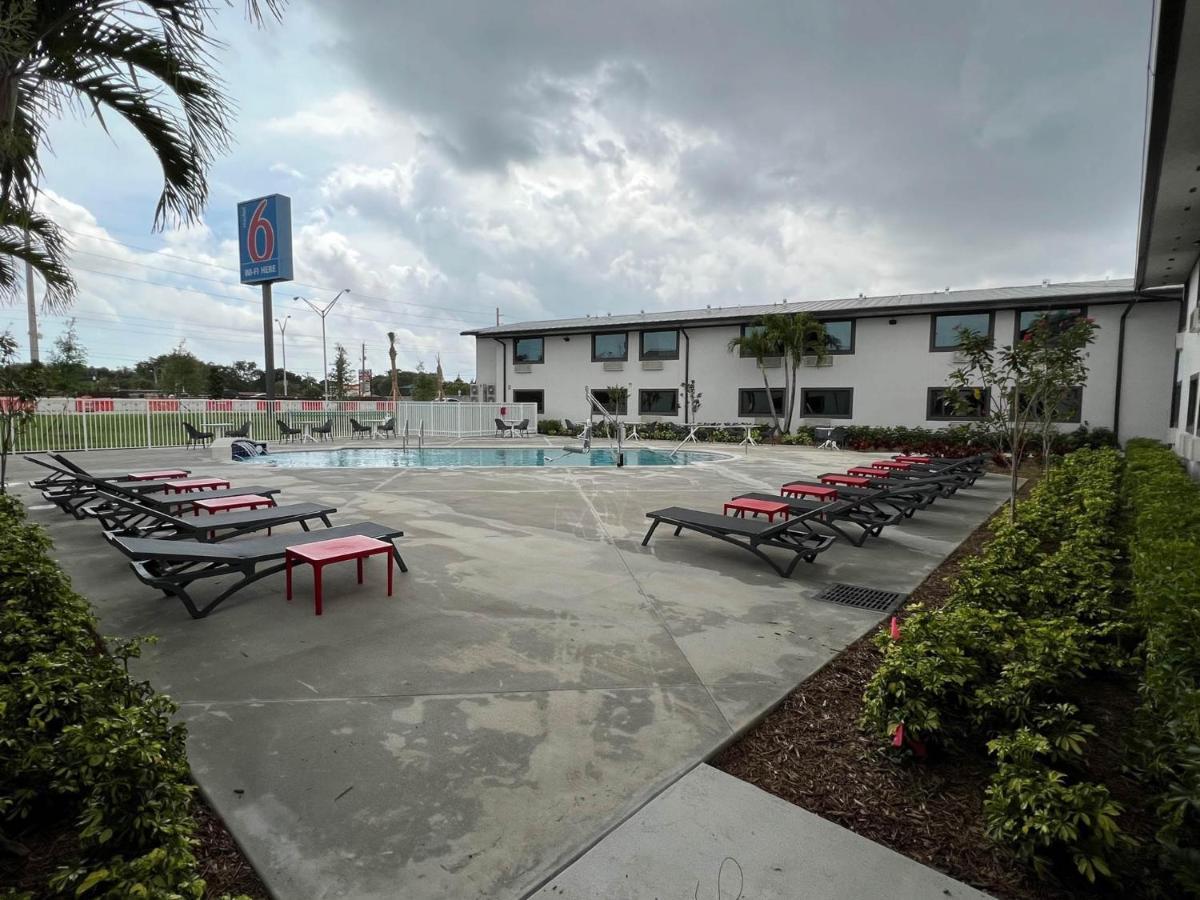 Motel 6-Fort Lauderdale, FL Eksteriør bilde
