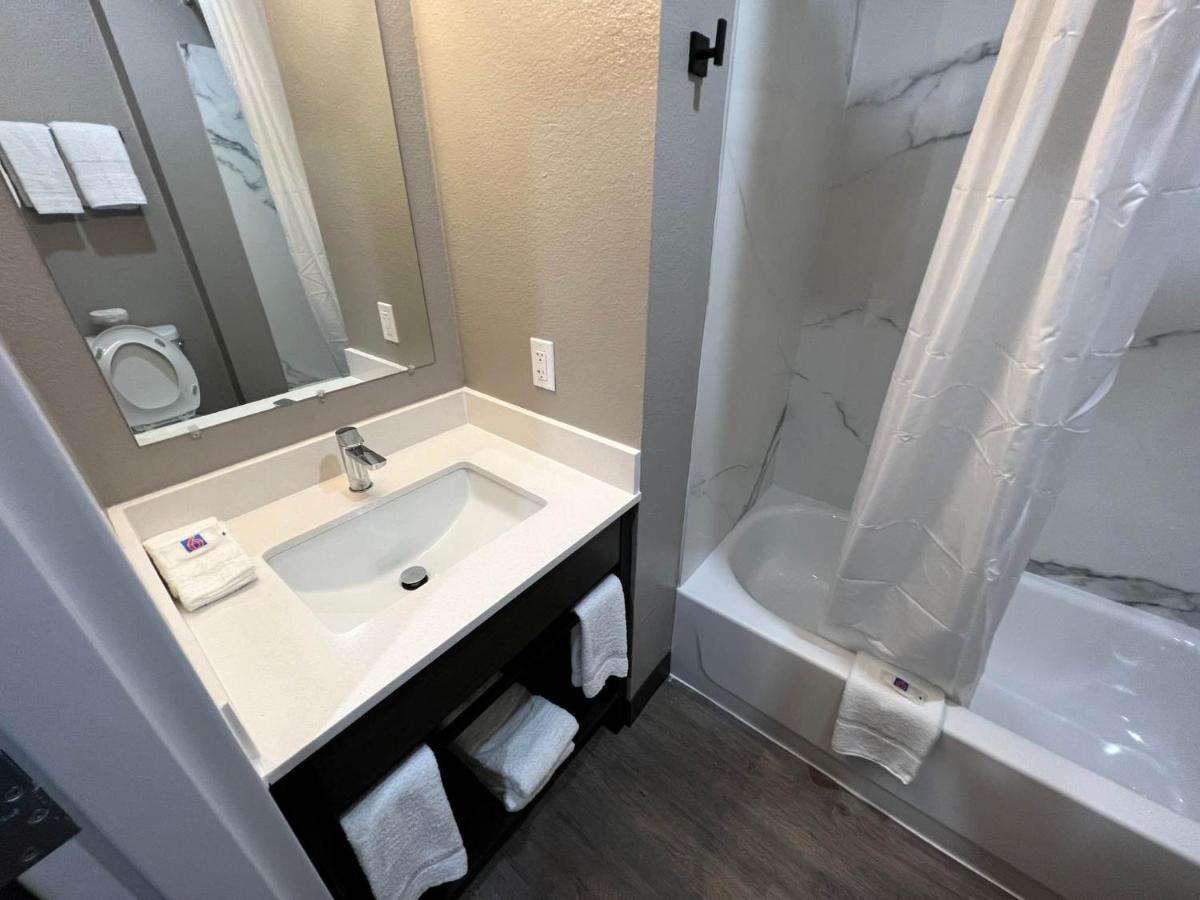 Motel 6-Fort Lauderdale, FL Eksteriør bilde