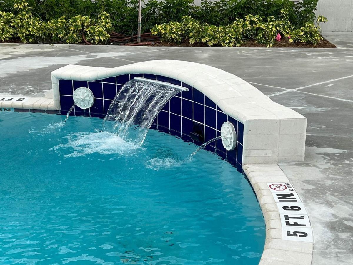 Motel 6-Fort Lauderdale, FL Eksteriør bilde