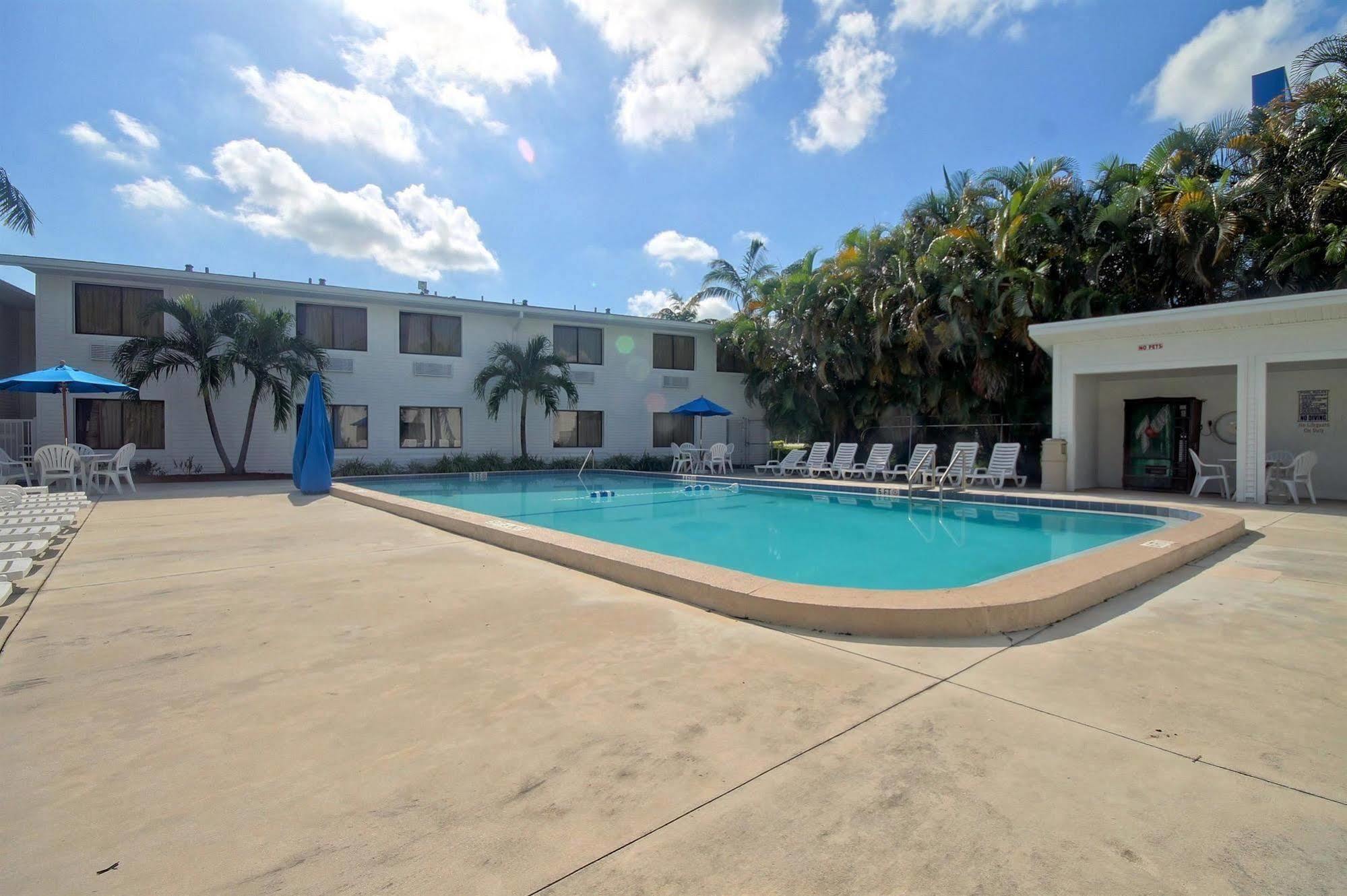 Motel 6-Fort Lauderdale, FL Eksteriør bilde