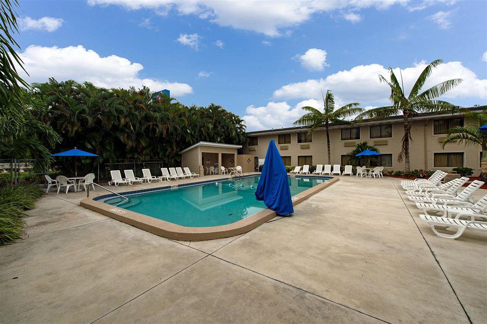 Motel 6-Fort Lauderdale, FL Eksteriør bilde
